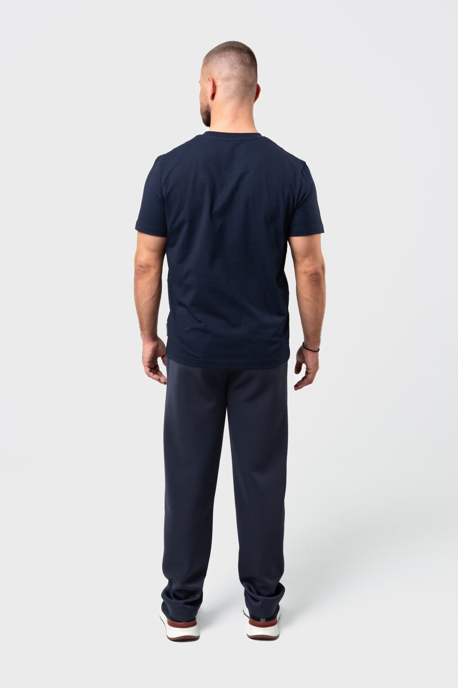 Essential Crew Majica (V izrez)